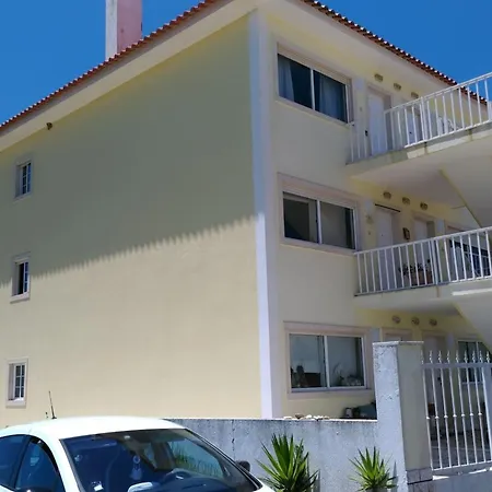 Charming In Ericeira 68 M² With Fireplace 아파트